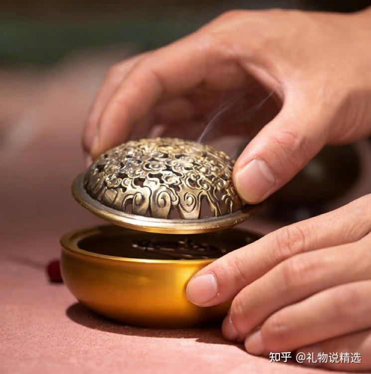 商务送礼指南:让客户满意的礼物清单,高端大气又有格调!(图65) 商务礼品清单_品质礼物推荐_礼品店的利润怎么样