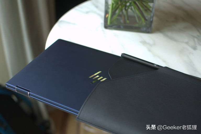 惠普的这款商务本,噱头大于实用性(图2) thinkpad更换高分屏_商务本评测 惠普Elite蜻 联想ThinkPad对比