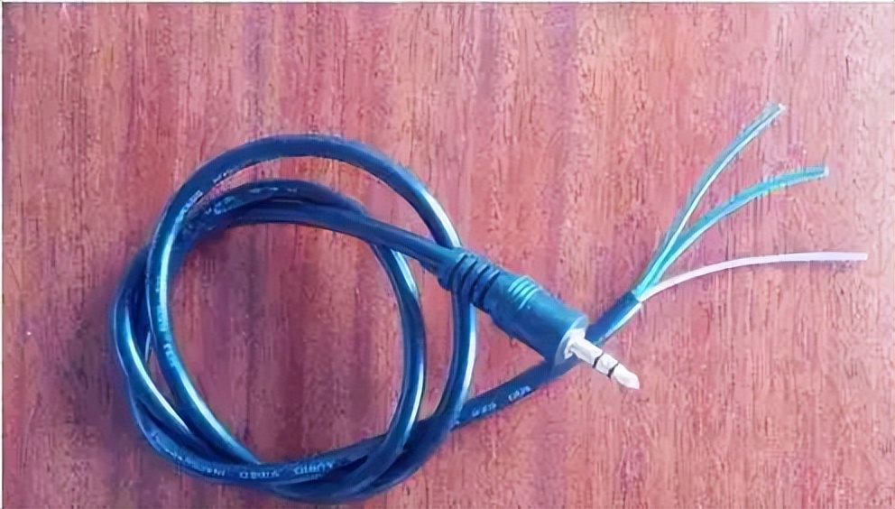 网络摄像机拾音器知识及安装教程(图8) 四路硬盘录像机怎么接五路摄像机_网络摄像机接拾音器_拾音器接线方法