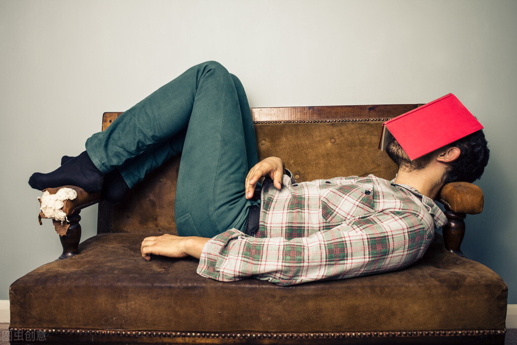 一男子安装宽带,多问了一句话,帮他省了 288元(图2) 北京在家办公宽带安装骗局_丰台区宽带安装价格对比_宽带猫安装