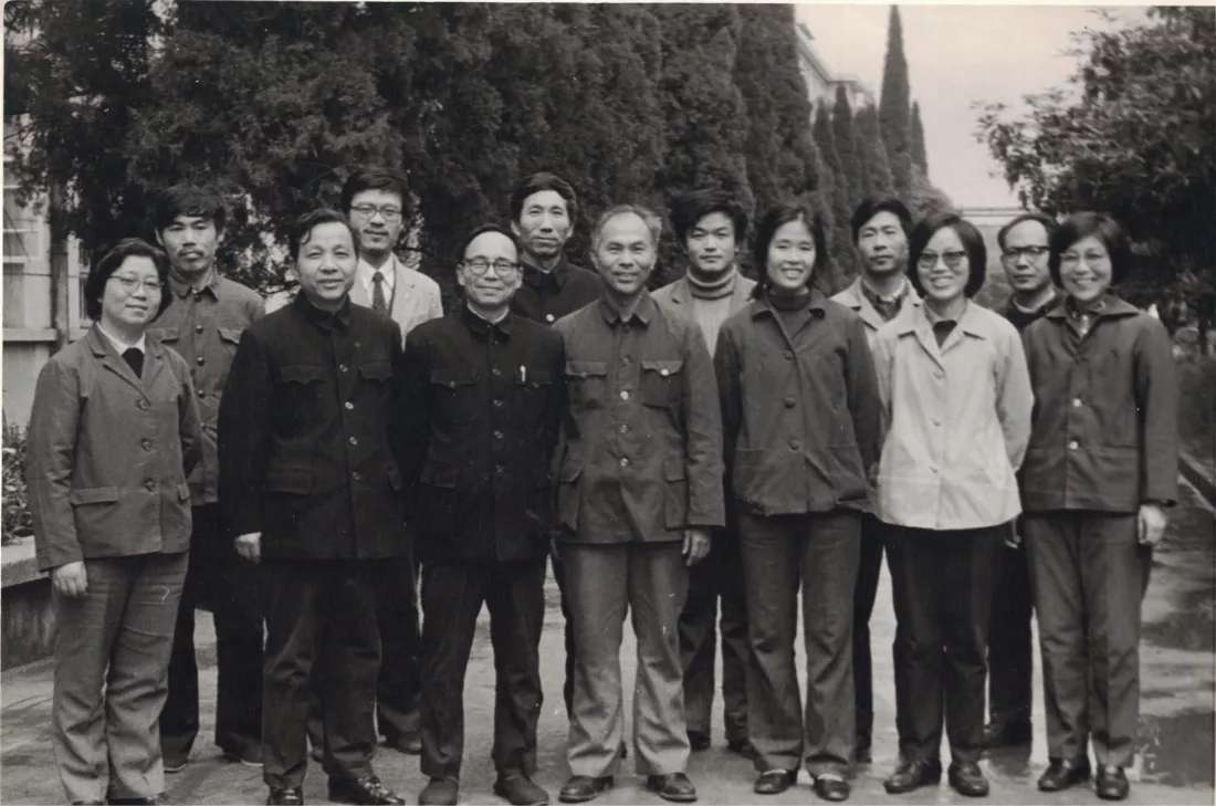 抓机遇 勇创业 争一流丨桂林电子科技大学60年发展纪实(图2) 桂林电子科技大学历史沿革_桂电60年发展历程_桂林电子科技大学图书馆开放时间