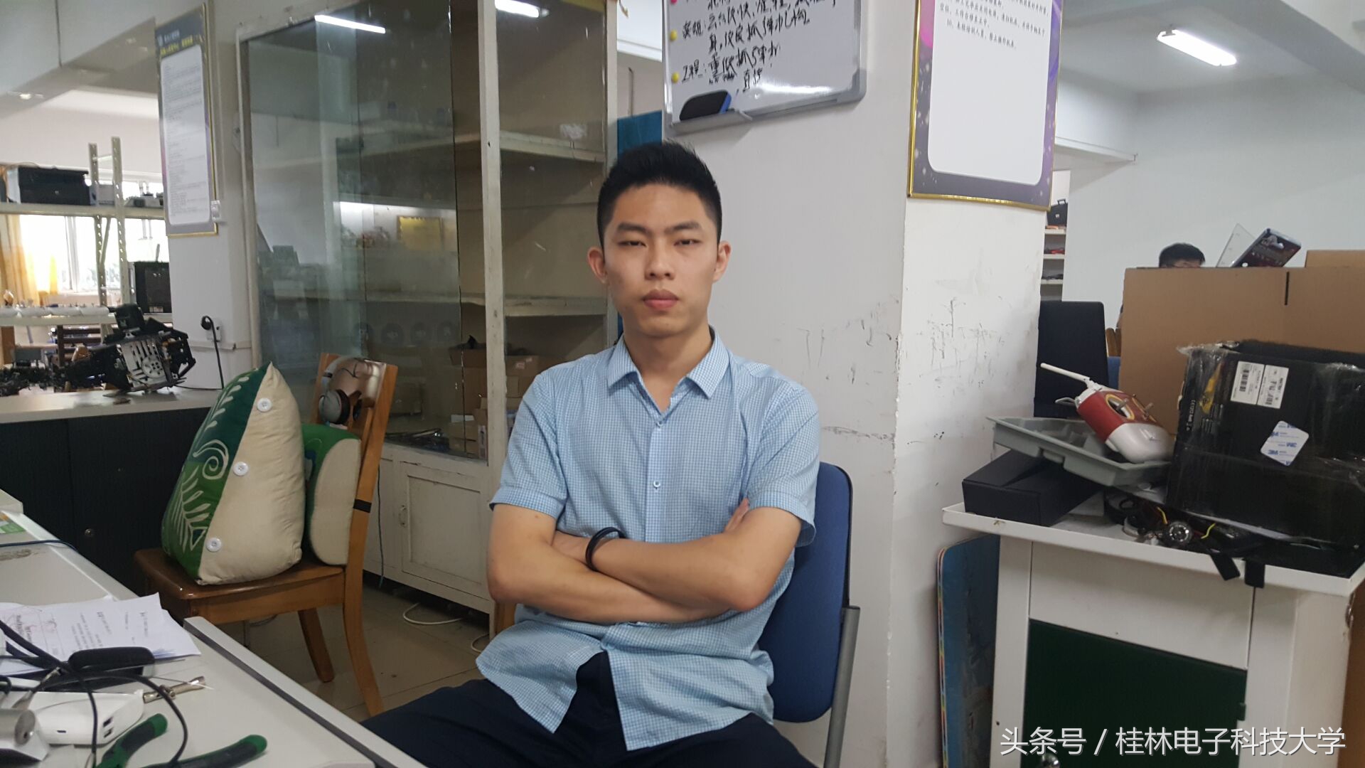 桂电欢迎您|学长学姐亲述:在桂电读书是种怎样的体验?(图2) 桂林电子科技大学校园风景_桂林电子科技大学校园生活_桂林电子科技大学图书馆开放时间