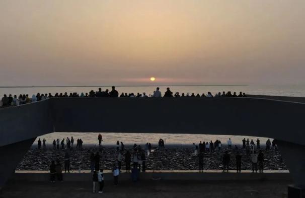 快收好!滨城“向海乐活节”游玩详细路线来了(图3) 天津方特欢乐世界一日游攻略_天津三日亲水岸线之旅_天津家装展门票