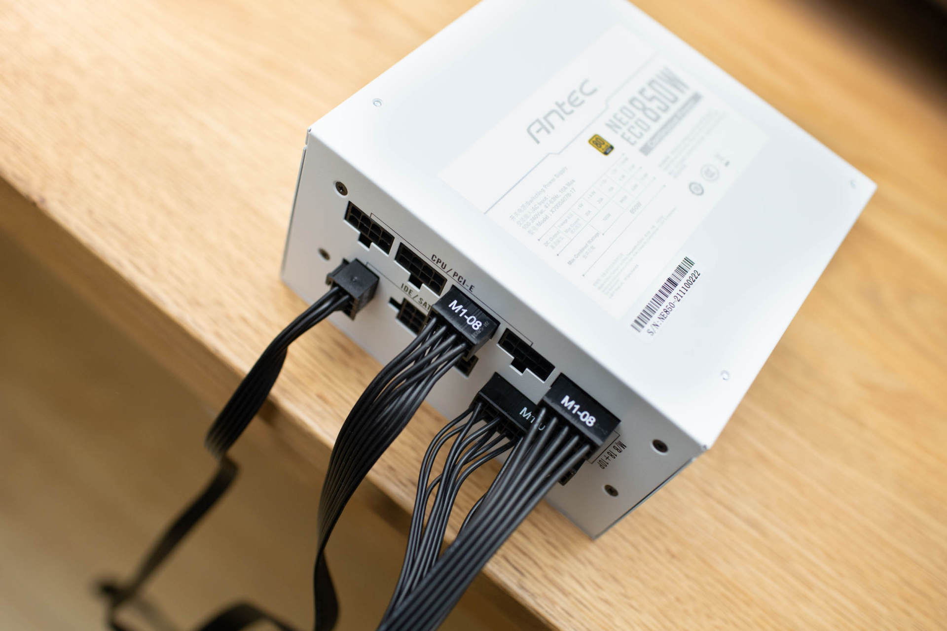 白色限定,金牌全模,安钛克35周年纪念850W电源开箱(图15) 安钛克电源怎么保修_安钛克NE850W电源 850W金牌电源 7年换新