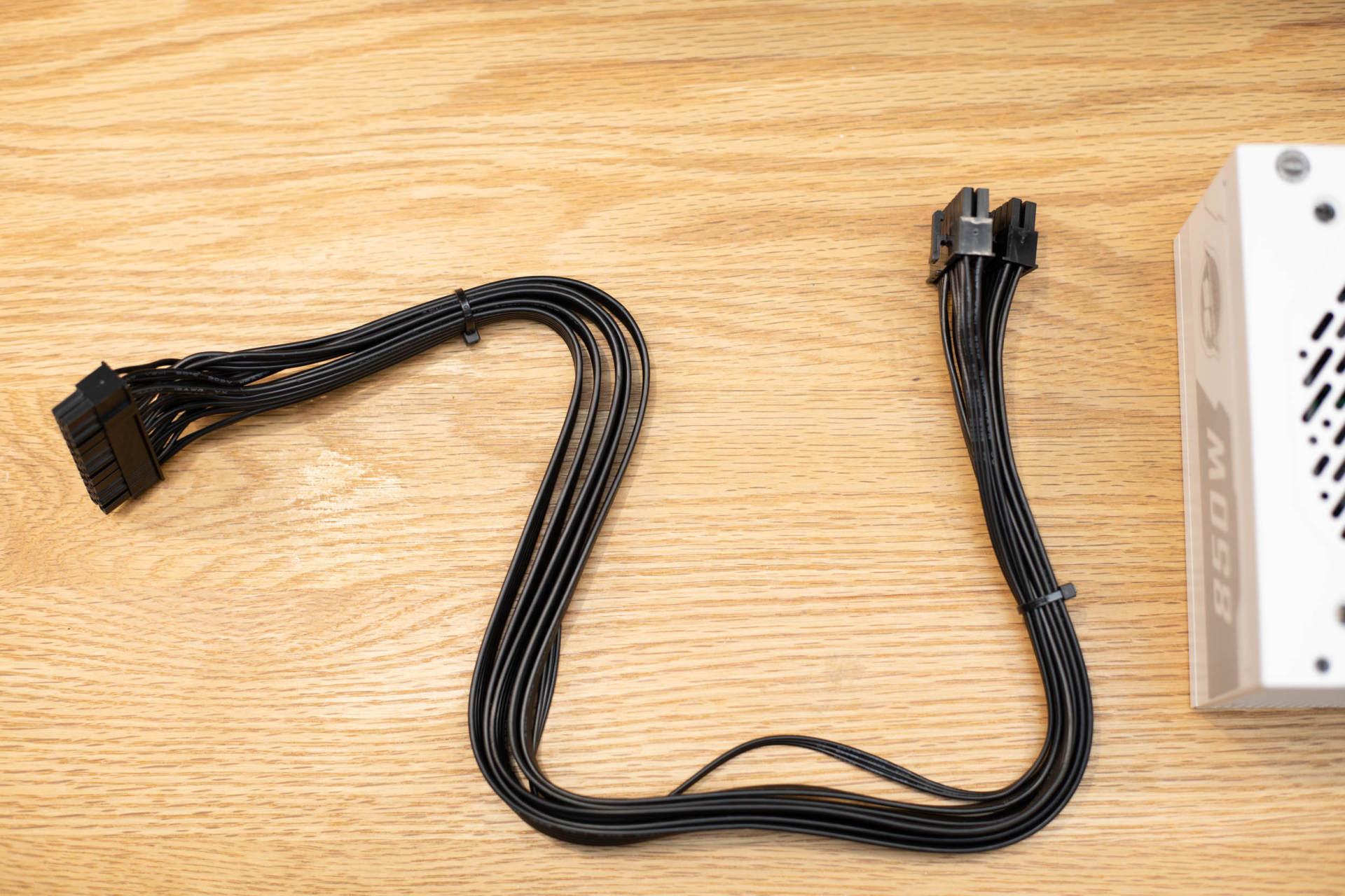 白色限定,金牌全模,安钛克35周年纪念850W电源开箱(图16) 安钛克NE850W电源 850W金牌电源 7年换新_安钛克电源怎么保修