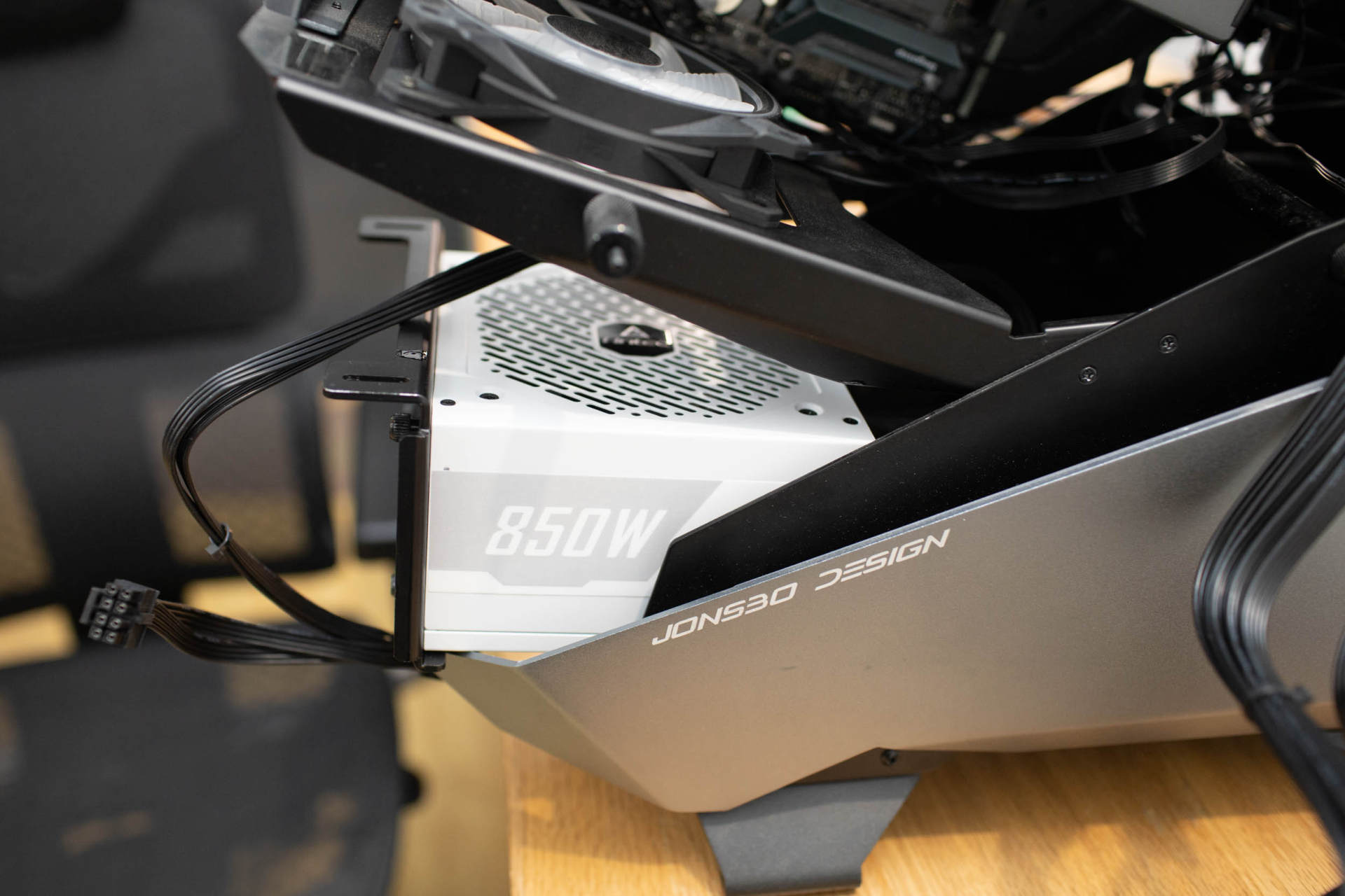白色限定,金牌全模,安钛克35周年纪念850W电源开箱(图20) 安钛克NE850W电源 850W金牌电源 7年换新_安钛克电源怎么保修