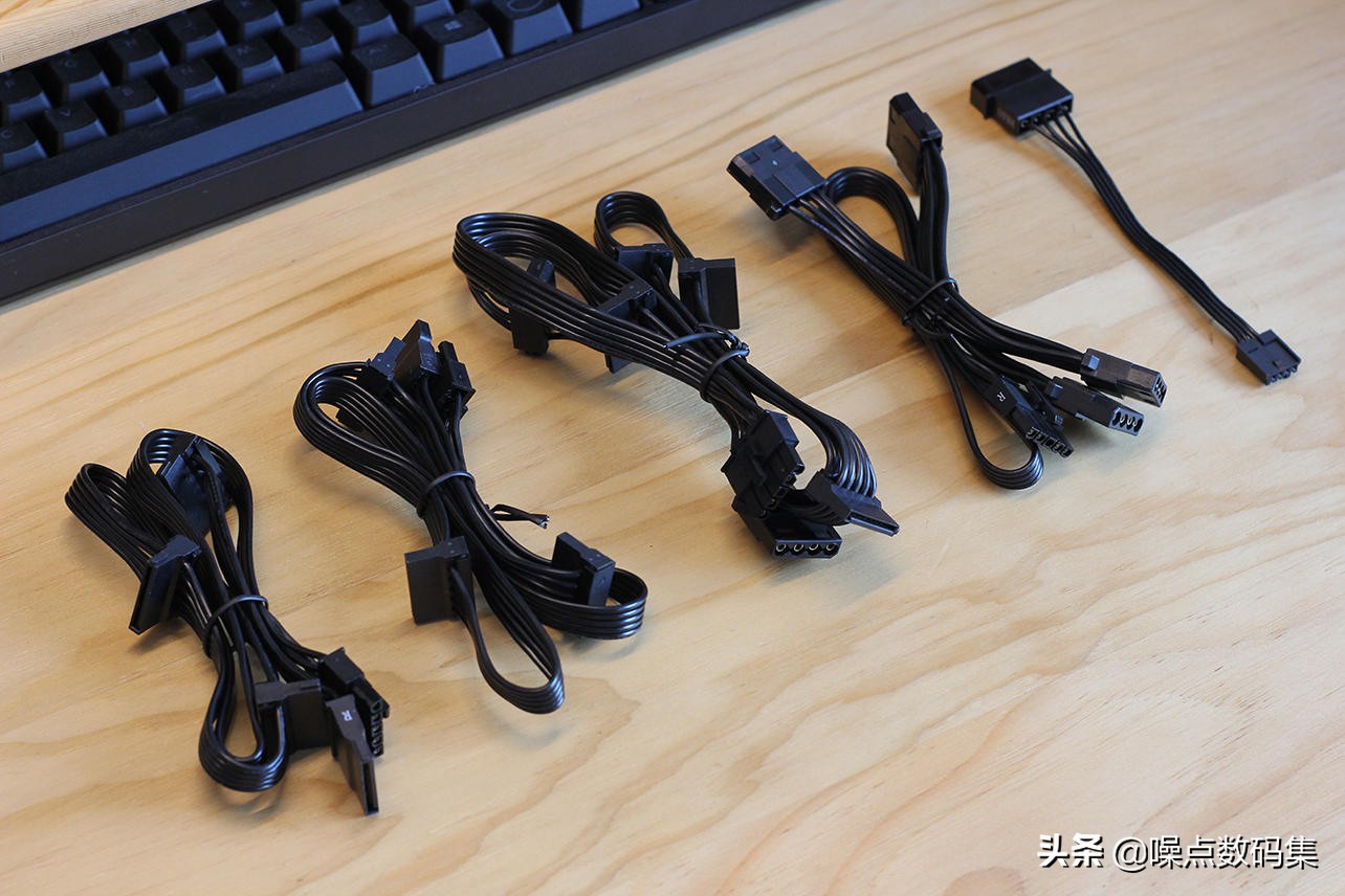 拆解安钛克HCG 1000W,告诉你有10年质保只换不修的电源里什么样?(图15) 安钛克HCG 1000W全模组金牌电源_安钛克HCG系列电源评测_安钛克电源怎么保修