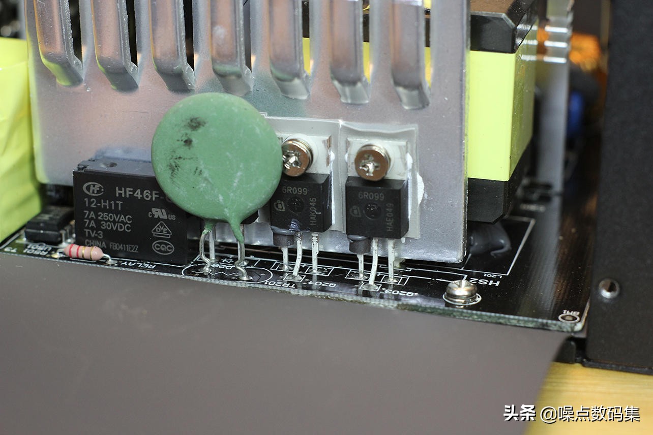 拆解安钛克HCG 1000W,告诉你有10年质保只换不修的电源里什么样?(图27) 安钛克HCG 1000W全模组金牌电源_安钛克电源怎么保修_安钛克HCG系列电源评测