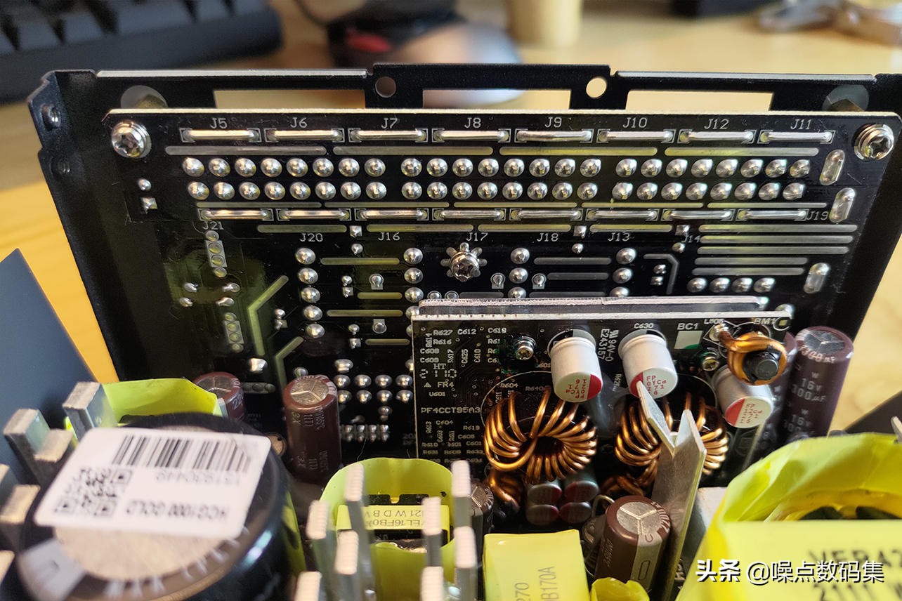 拆解安钛克HCG 1000W,告诉你有10年质保只换不修的电源里什么样?(图32) 安钛克HCG 1000W全模组金牌电源_安钛克电源怎么保修_安钛克HCG系列电源评测