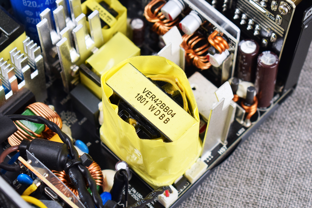 青出于蓝而胜于蓝,安钛克HCG X1000金牌全模组电源开箱+简单拆解(图42) 安钛克电源怎么保修_海韵FX结构中高端电源评测_安钛克HCG X1000电源开箱拆解