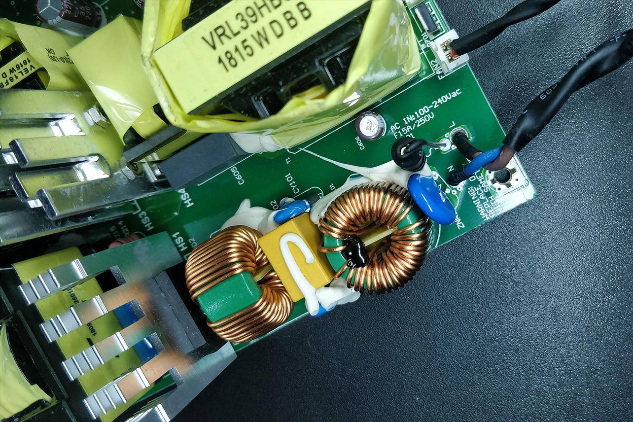 眼光要长远,10年质保还不够吗?安钛克HCG750金牌电源全解析(图18) 安钛克HCG750W 80PLUS金牌电源_海韵FOCUS+电源方案安钛克HCG750_安钛克电源怎么保修