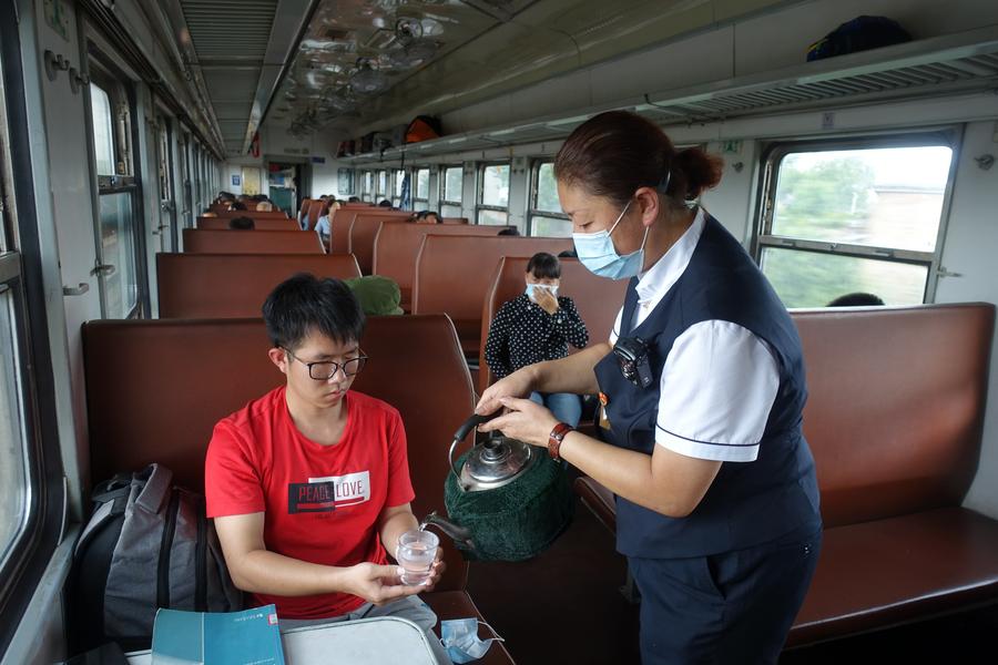 开行在革命老区的悠悠“慢火车”(图3) 山西公益性慢火车_太原到吉林的火车_太原8171次列车