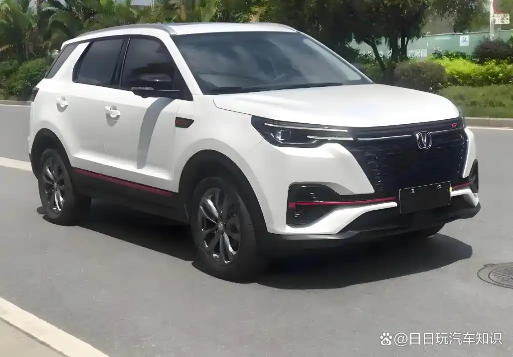 十万左右燃油车排行榜(图6) 10万预算轿车SUV排行_10万左右轿车排行榜_10万元左右燃油车推荐