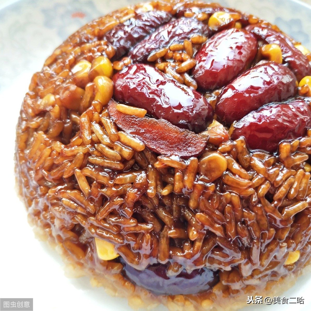 每年端午节,奶奶总会各种花样蒸糯米,做的这饭比粽子简单有好吃(图2) 端午节传统习俗_包粽子的窍门_红糖糯米饭制作方法