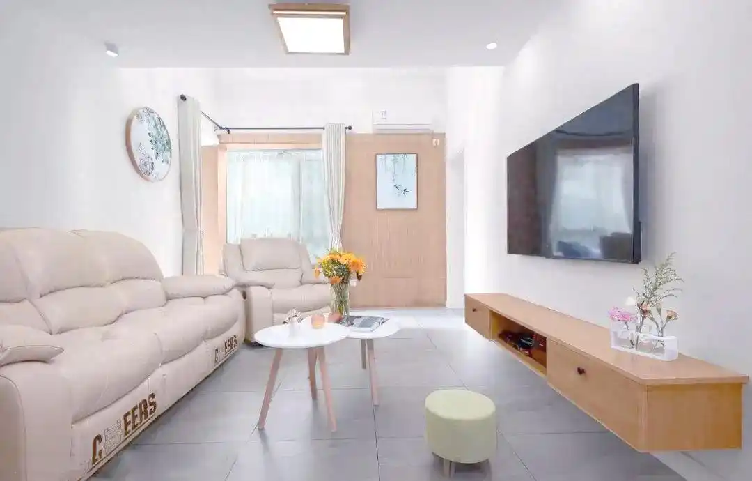 小户型客厅设计优化：实用与美学的完美结合