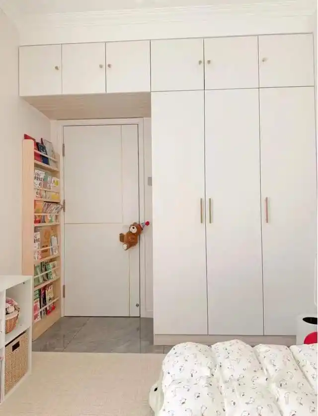 发现一位网友的家,因“穷装”而走红,耐看又实用,引来邻居的羡慕(图21) 简约舒适家_小户型实用装修设计_小户型客厅装饰效果图