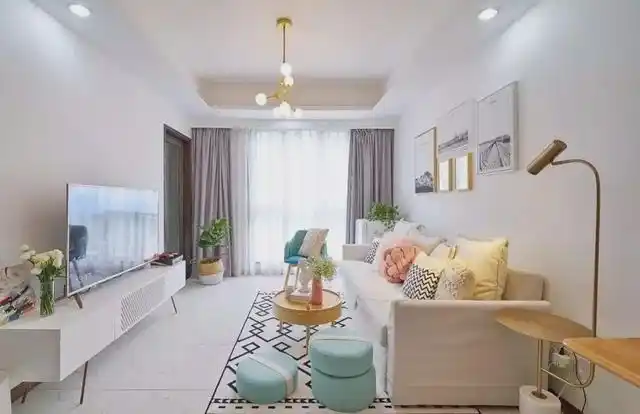 小户型客厅装修效果图,你喜欢哪一种?(图9) 小户型客厅装修效果图_小户型客厅收纳设计_小户型客厅装饰效果图