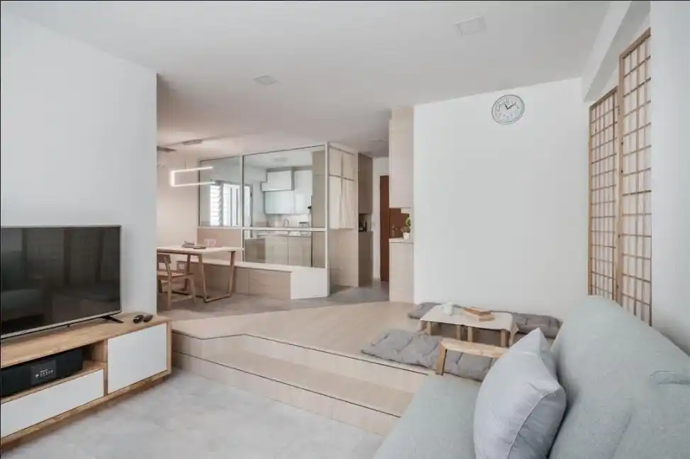 小户型把客厅装对了,整个家都宽敞不少,自己没想法,那就照着学(图5) 小户型客餐厅布局优化_客餐厅开放式布局设计_小户型客厅装饰效果图