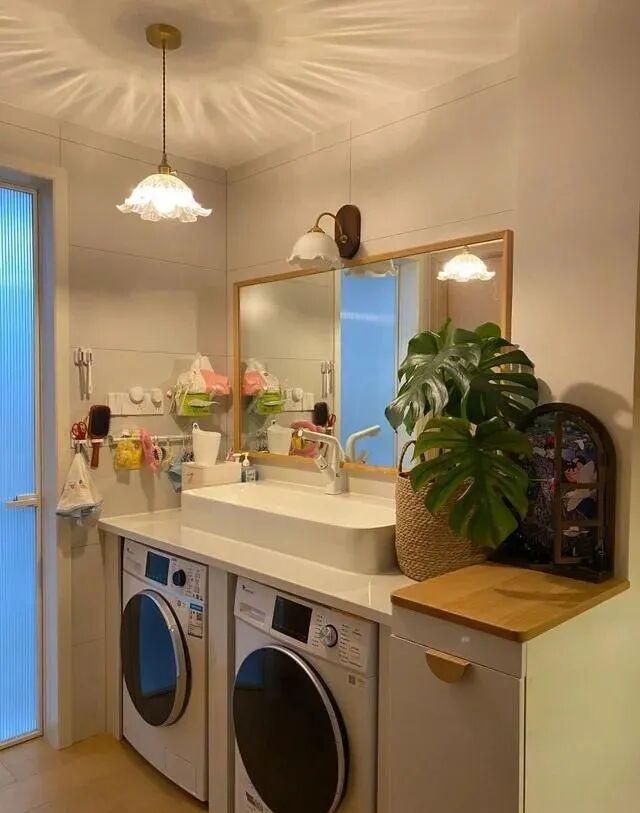 别再迷信“洗衣机放阳台”了!这几个个地方那叫一个高级实用!(图4) 阳台洗衣机_洗衣机 阳台 卫生间_独立洗衣房方案