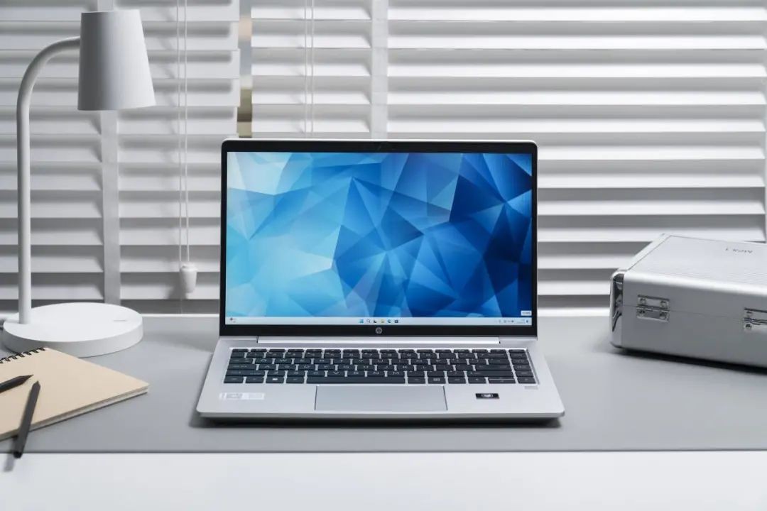 一台安全可靠的笔记本长啥样？惠普战66深度解析