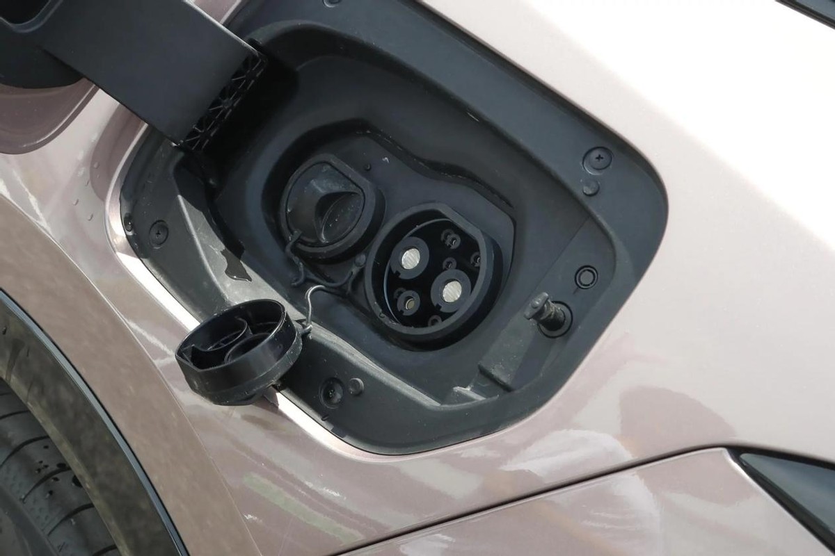 买新能源车只看国产?10-15万预算,这3台日系也很香,尺寸都不小(图6) 10-15万日系新能源车_日产N7评测_日系轿车哪个品牌好啊