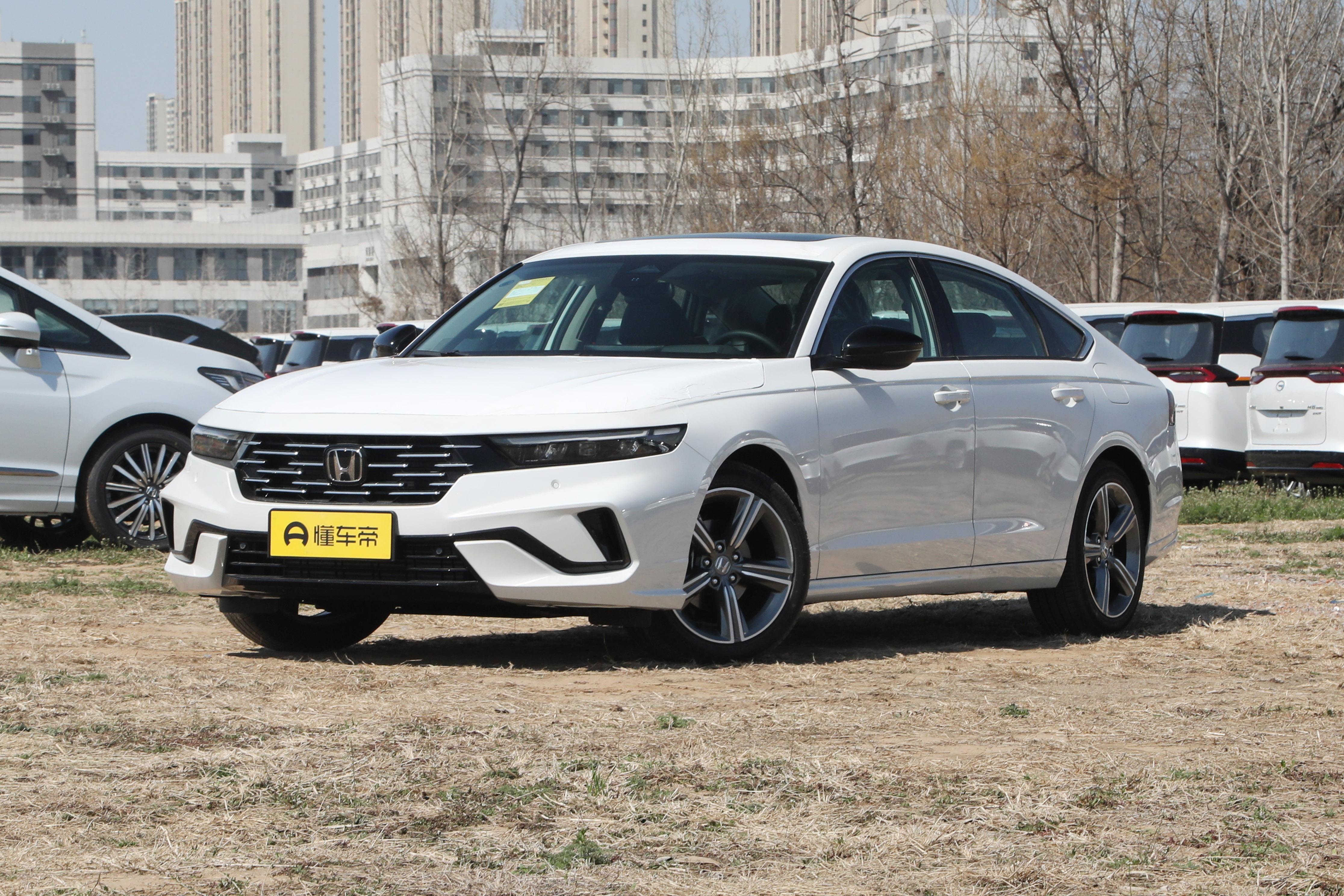 全面均衡,水桶特性B级轿车,广汽本田雅阁它还是经典之选吗?(图11) 本田雅阁标准版与运动版对比_日系轿车哪个品牌好啊_2025款本田雅阁燃油版评测