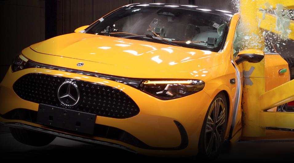 奔驰纯电CLA预售,价格杀疯了,理想慌不慌?(图4) 奔驰MMA电动车平台_奔驰新款轿车_奔驰CLA预售