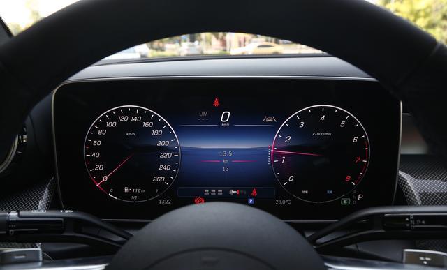 奔驰轿跑价格分析_奔驰新款轿车_奔驰L3硬件OTA解锁策略