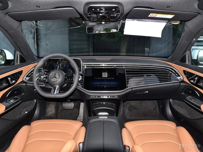 44.9万起!全新奔驰E级长轴距版上市!首搭L2+级导航辅助驾驶,再加8295芯片…(图29) 全新国产奔驰E级长轴版_奔驰E级长轴版配置_奔驰新款轿车