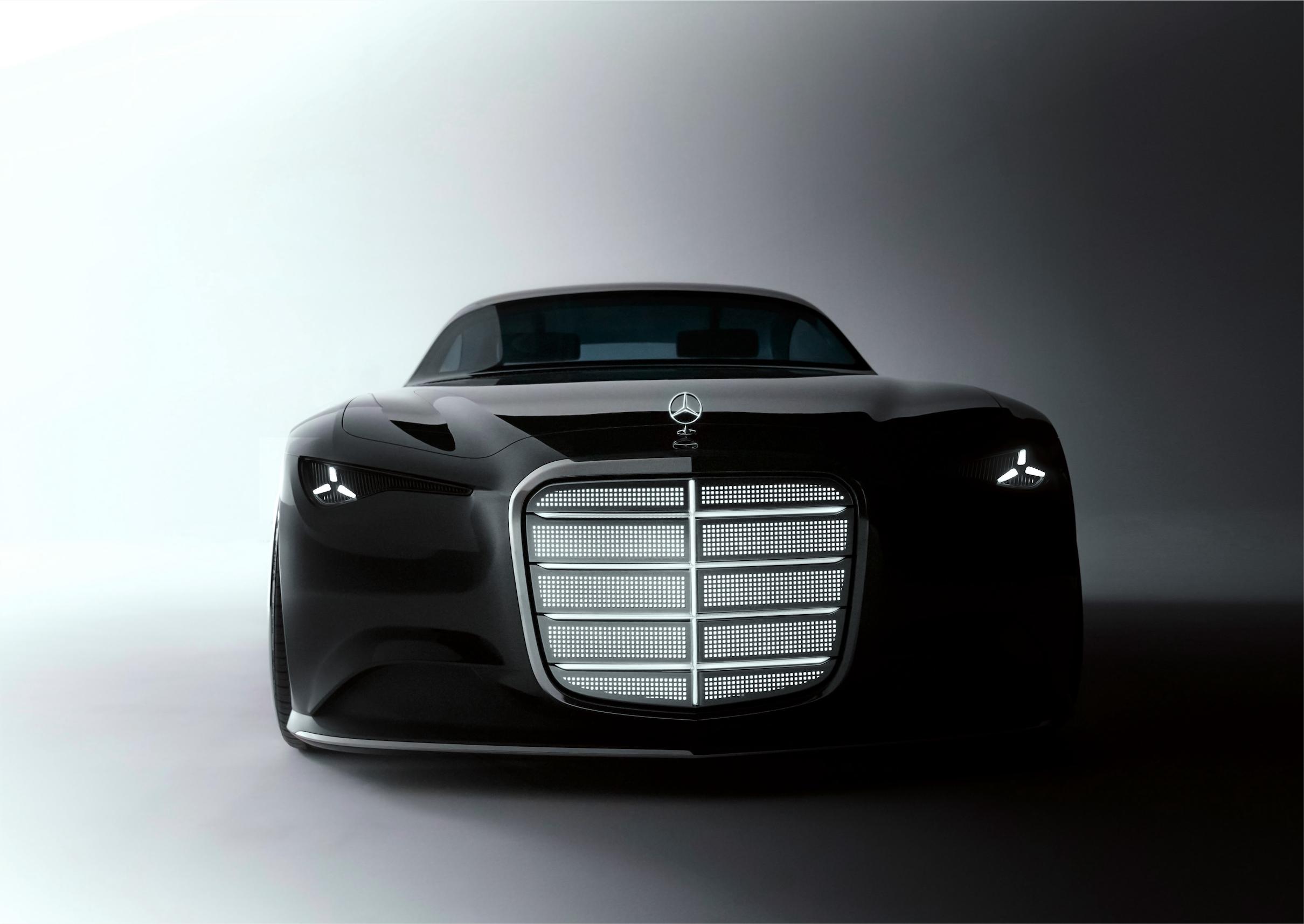 新车|全新双门跑车/又见发光前脸?奔驰Vision Iconic概念车亮相(图2) 奔驰新款轿车_奔驰Vision Iconic概念车_奔驰盾形发光格栅设计