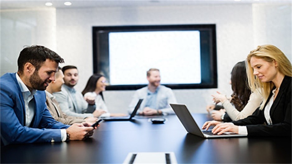 华为P70第三方保护壳已量产：标准版和Pro版中框差异明显