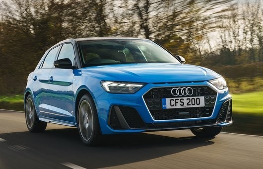 全球知名度最高的10款小型车,哪一款是你的菜?(图8) 福特嘉年华轿车_全球知名度最高小型车_小型车海外市场受欢迎车型