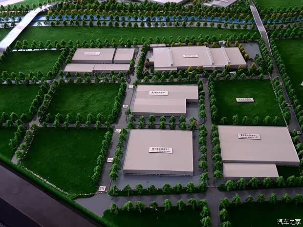 产多款发动机 北京奔驰发动机工厂落成(图3) 奔驰北京奔驰奔驰C级2011款 C180K 经典型