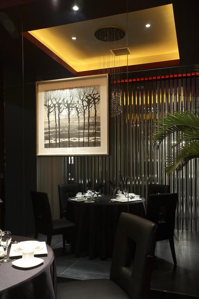 【嘉宁颂】北京餐饮设计公司揭秘:石景山古城美食背后的空间艺术(图2) 石景山古城美食设计_北京餐饮装修设计_餐饮店面装饰设计图片