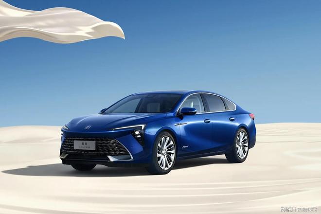 别克君越：豪华与科技的完美融合