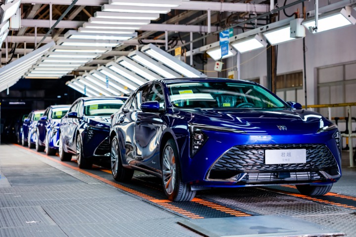第130万辆,下线!别克君越树立新里程碑(图2) 轿车君越_上汽通用别克君越130万辆下线_别克君越发展历程