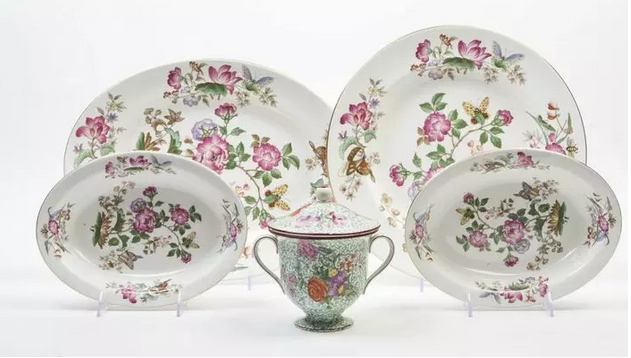 “英国传统陶瓷之父”:乔舒亚·韦奇伍德(图14) 韦奇伍德 陶瓷历史 红色陶土_骨瓷装饰盘