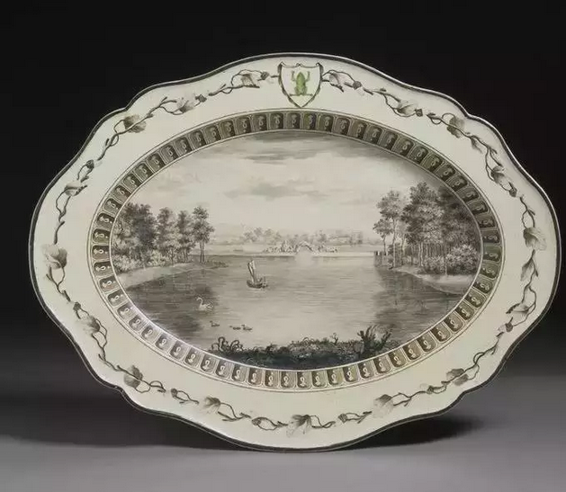 “英国传统陶瓷之父”:乔舒亚·韦奇伍德(图6) 骨瓷装饰盘_韦奇伍德 陶瓷历史 红色陶土