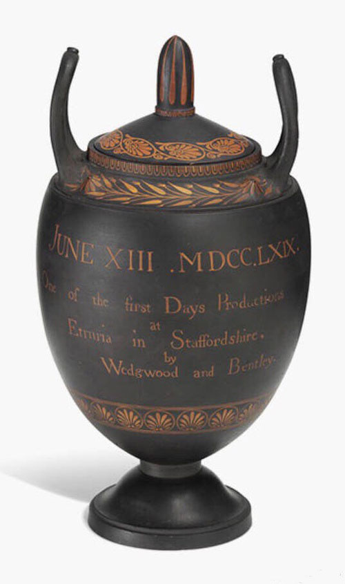 “英国传统陶瓷之父”:乔舒亚·韦奇伍德(图9) 骨瓷装饰盘_韦奇伍德 陶瓷历史 红色陶土