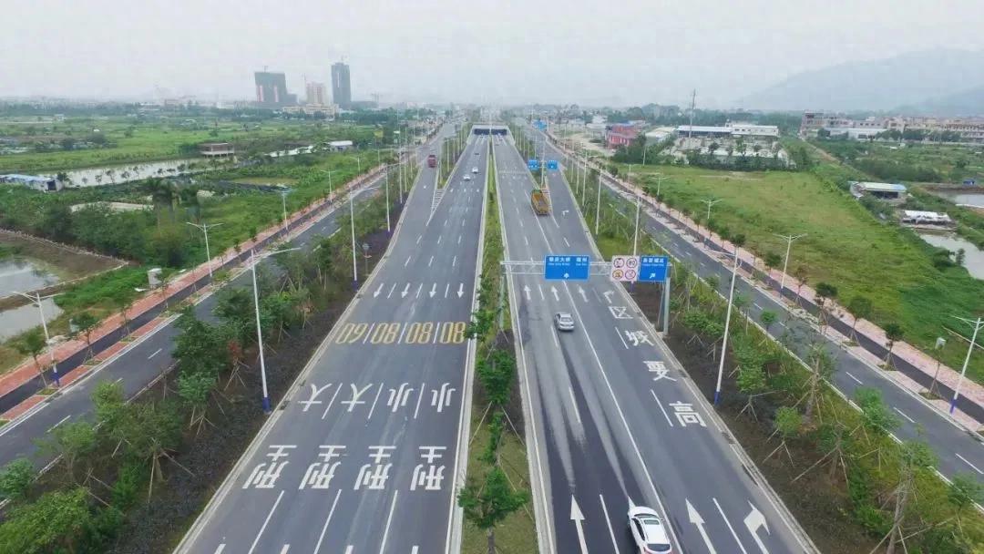 前方即将驶入深中通道！肇庆⇌深圳高速公路两个半小时即达→