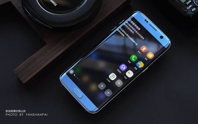 三星Galaxy S7 edge曲面屏设计_s7 edge屏幕贴合技术_S7 edge双曲面屏细节处理