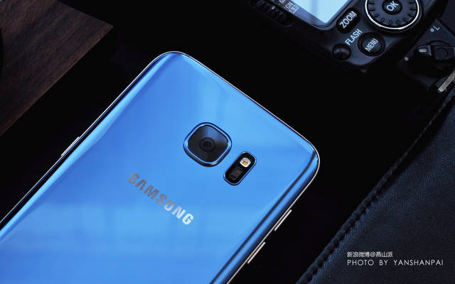 S7 edge双曲面屏细节处理_三星Galaxy S7 edge曲面屏设计_s7 edge屏幕贴合技术