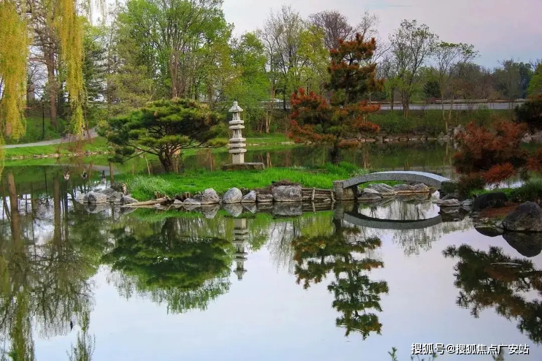 床头背景墙装修效床头_装饰床头背景墙_床头装饰背景墙图片