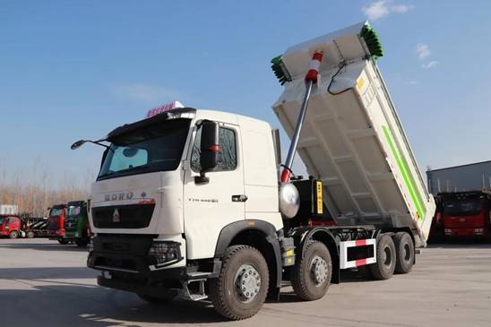 汕德卡G7经典版燃气牵引车_中国重汽天然气重卡_汕德卡汽车牵引车