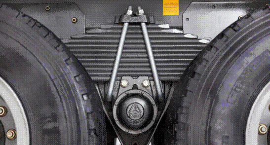 中国重汽天然气重卡_汕德卡G7经典版燃气牵引车_汕德卡汽车牵引车