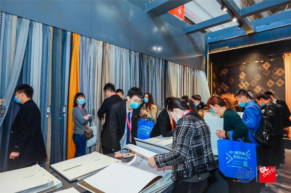行业盛会,引领整体软装新时尚 | 北京墙纸墙布窗帘软装展览会今日盛大开幕(图7) 领绣窗帘