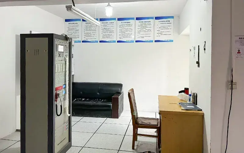 落实政府第127次常务会要求——忠县住房城乡建委联合消防、公安派出所等督促同生物业履行橘城首座小区“1·8”较大火灾整改