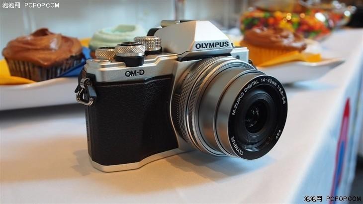 物美价廉不要错过 白菜价微单相机推荐(图9) 佳能EOS M2可换镜头便携数码相机_2000元以下白菜价微单_哪款数码单反相机性价比高