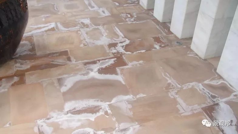 石材 瓷砖 保养_石材泛碱预防方法_石材返碱原因