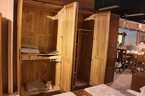 导购：特价热卖周康弗尔实木卧房家具四款荐